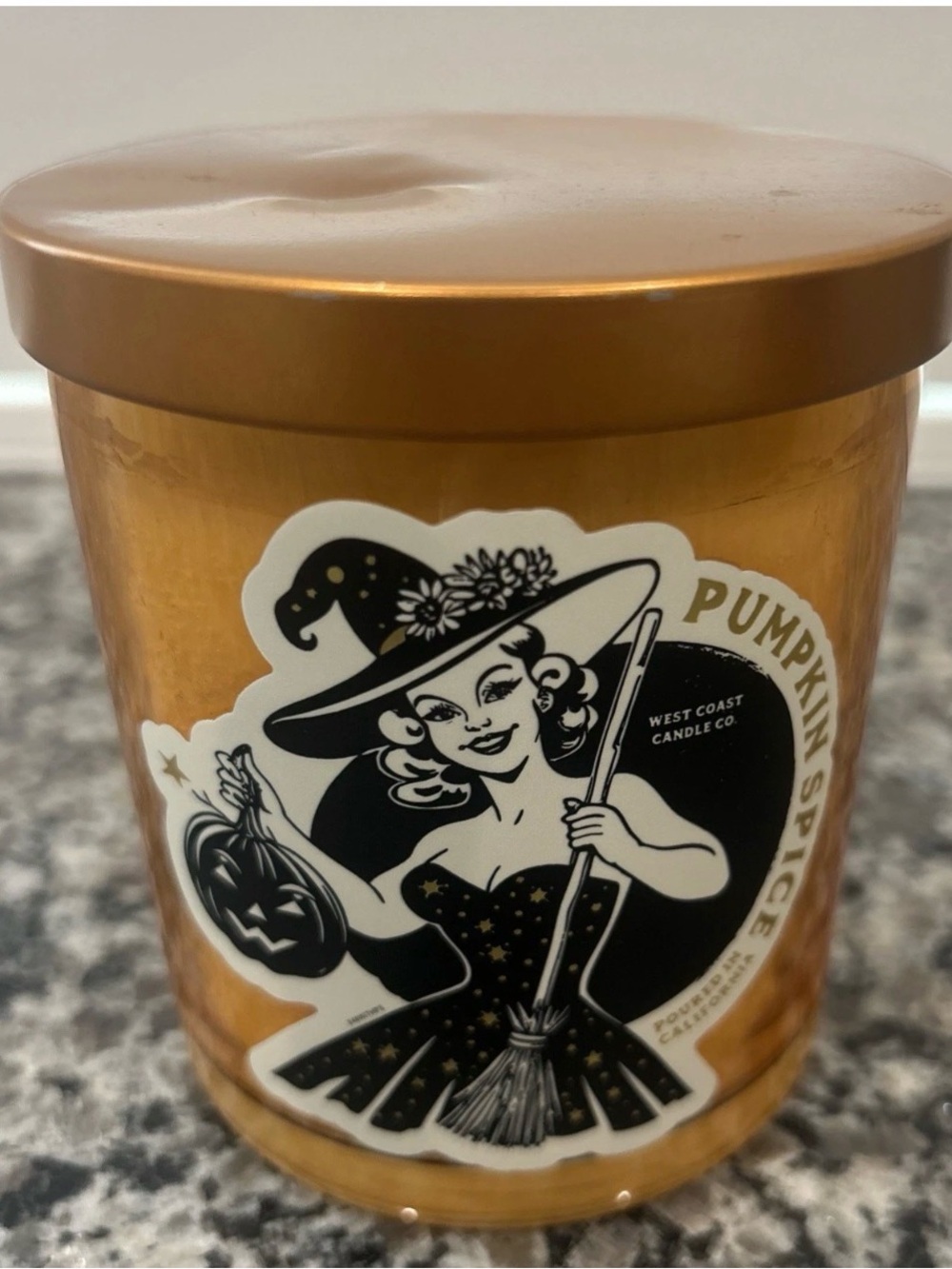 Leoben PUMPKIN SPICE Halloween Candle 
9 Oz West Coast candle Co. Witch Label